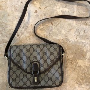 Authentic Vintage Signature Gucci Shoulder Bag